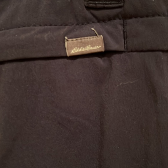 Eddie Bauer women’s shorts - Picture 3 of 5